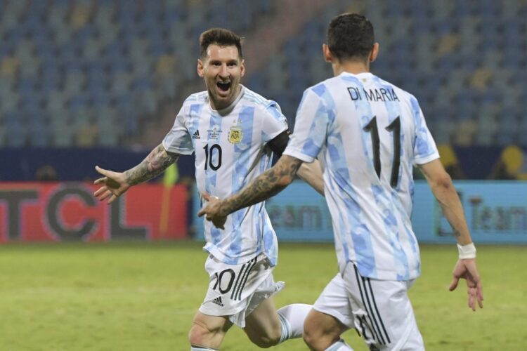 Messi joga leve e solto rumo à glória pela Argentina na Copa América