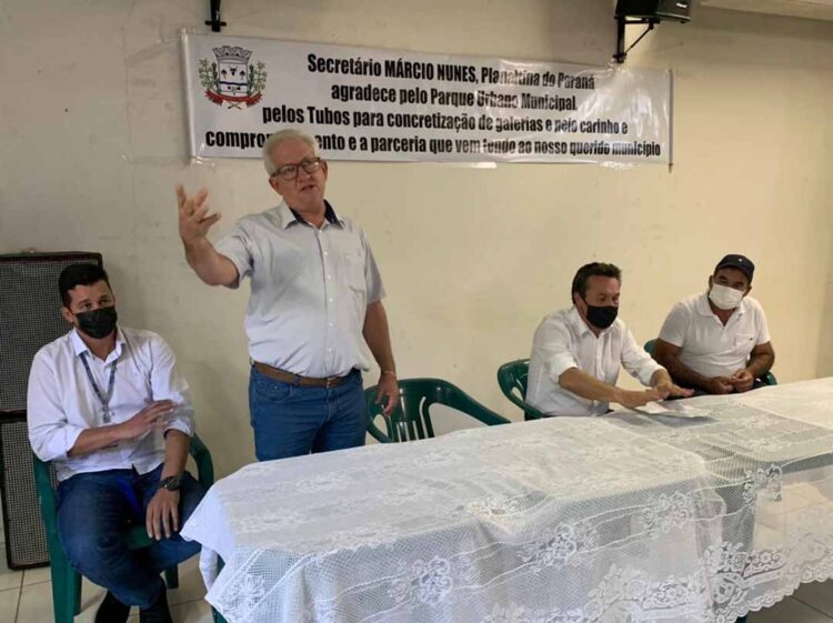 Secretário visita Planaltina do Paraná e acompanha obras em andamento