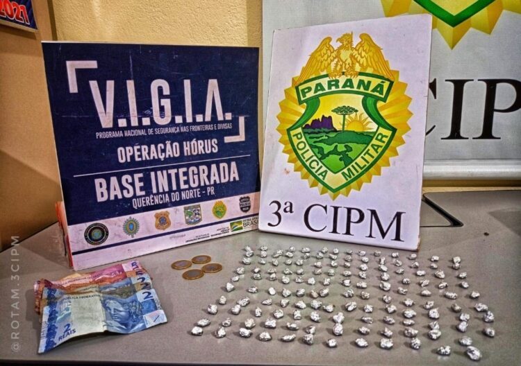 Suspeito estava com 135 pedras de crack