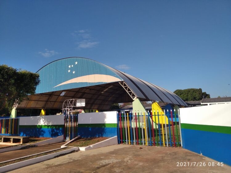 Prefeitura de Marilena realiza pintura das escolas municipais