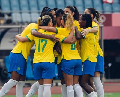 Suécia domina os EUA e vence com autoridade no futebol feminino