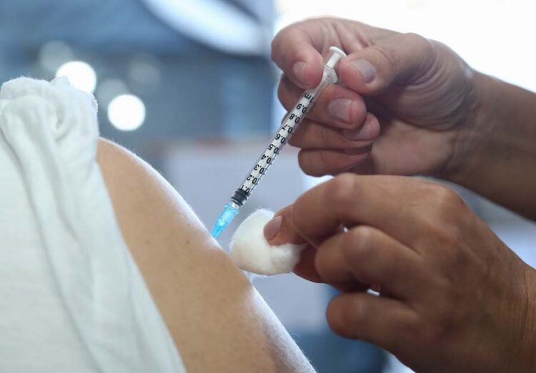 Três salas de vacina estarão fechadas na próxima semana