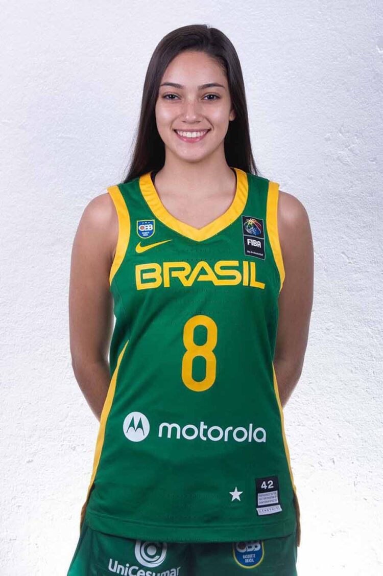 Fernanda Cunha, de Terra Rica, disputa a Copa América Sub-16 de Basquete