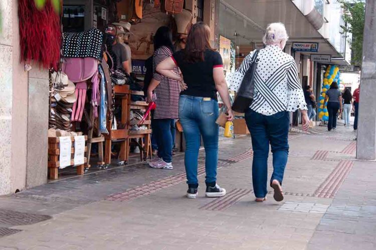 Dia dos Pais deve aquecer o comércio nos próximos dias