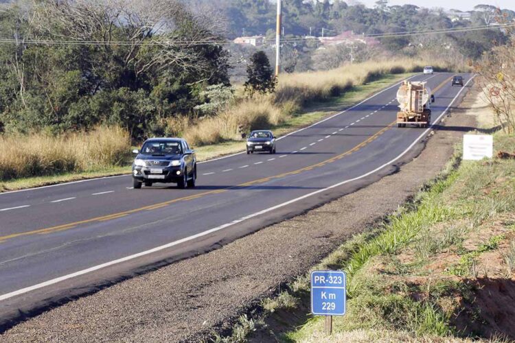 Governador sanciona lei que delega rodovias estaduais da nova concessão de pedágios