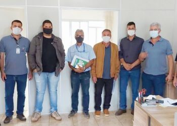 Técnicos do IDR/PR e servidores da Prefeitura estiveram na Estrada da Relíquia avaliando o terreno para a pavimentação