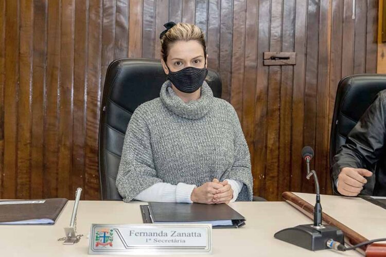 Vereadora lança campanha para arrecadar absorventes menstruais em Paranavaí