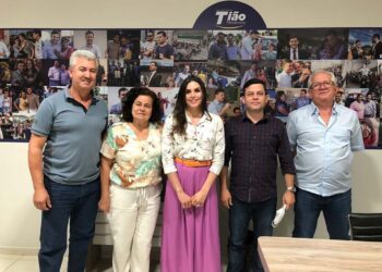 Prefeito Celso Maggioni em busca  de mais recursos para o município