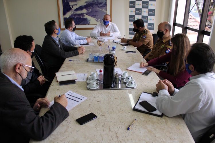 Governo e entidades discutem estratégias  para aumentar a segurança de turistas