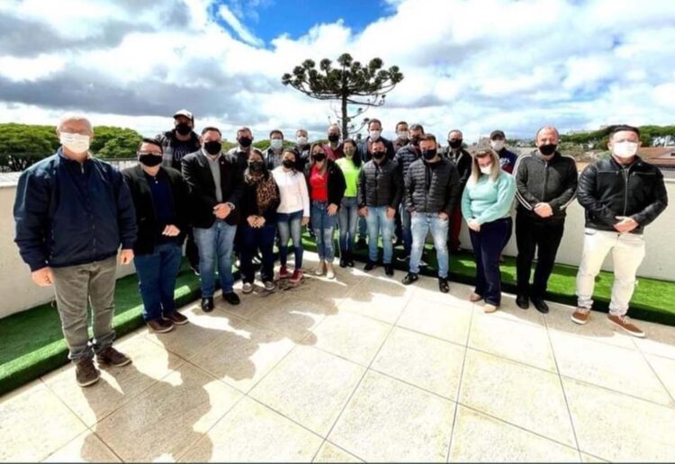 Segunda turma de servidores municipais recebe capacitação para cadastro rural no Paraná