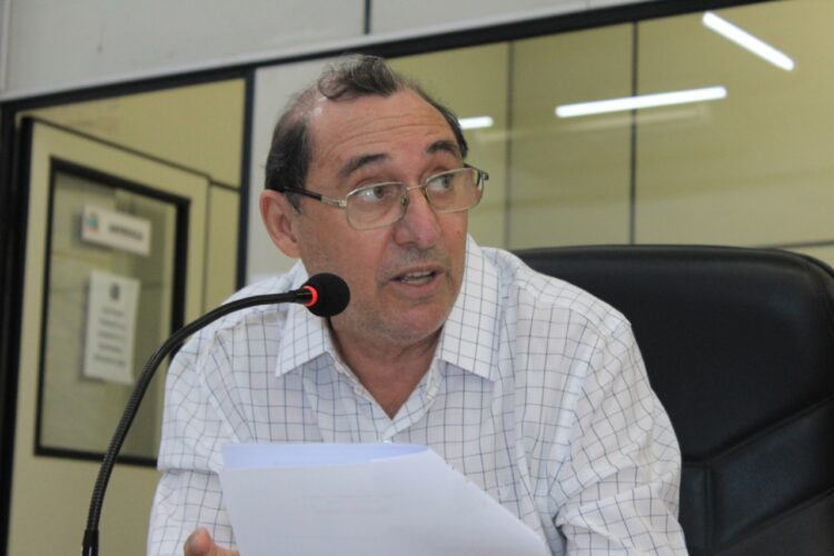 Parlamentar sugere instalação do projeto “Meu Campinho” no Jd. Monte Cristo