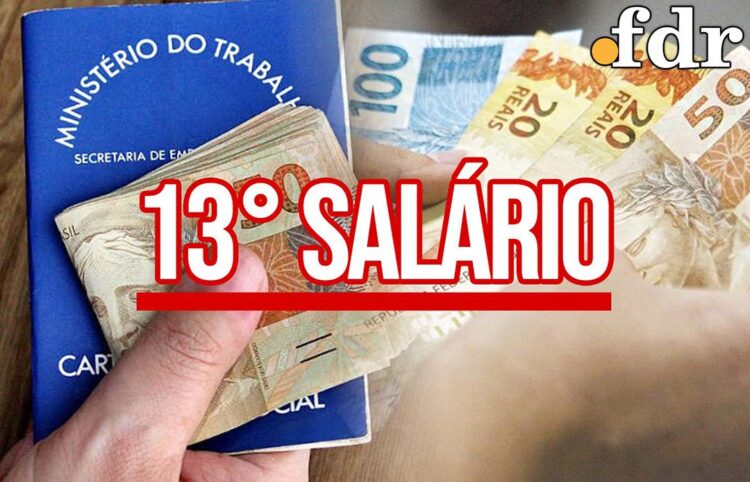 1ª parcela do 13º salário cai ; veja quem recebe e como calcular valor