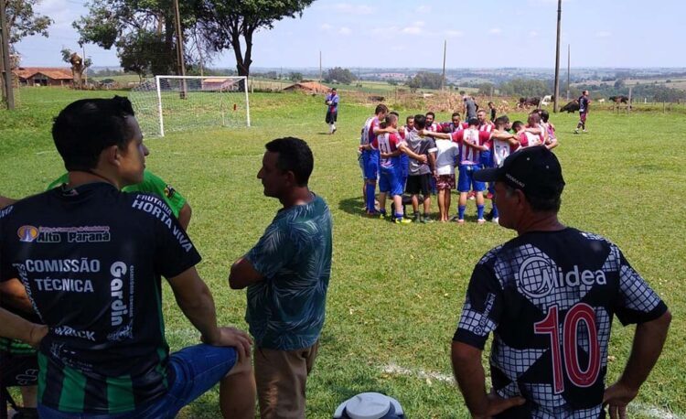 Campeonato Regional Grevilha Tênis Clube na fase semifinal