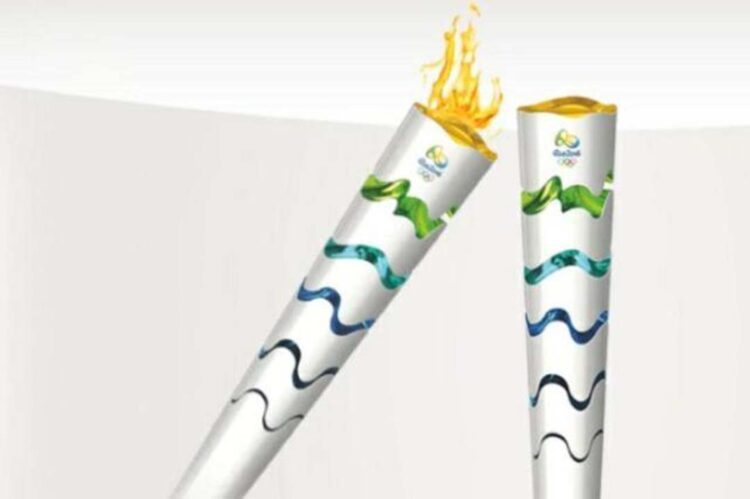 Prefeitura do Rio de Janeiro anuncia leilão de dez tochas olímpicas