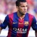 Daniel Alves faz discurso na volta ao Barcelona e exalta o clube