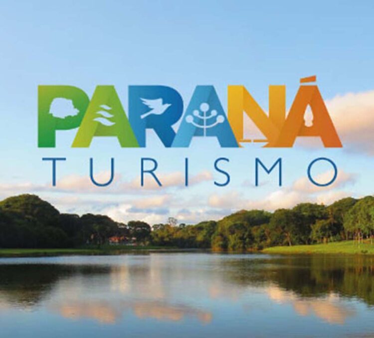 Paraná Turismo faz mais de 1.500  atendimentos em feira internacional do setor