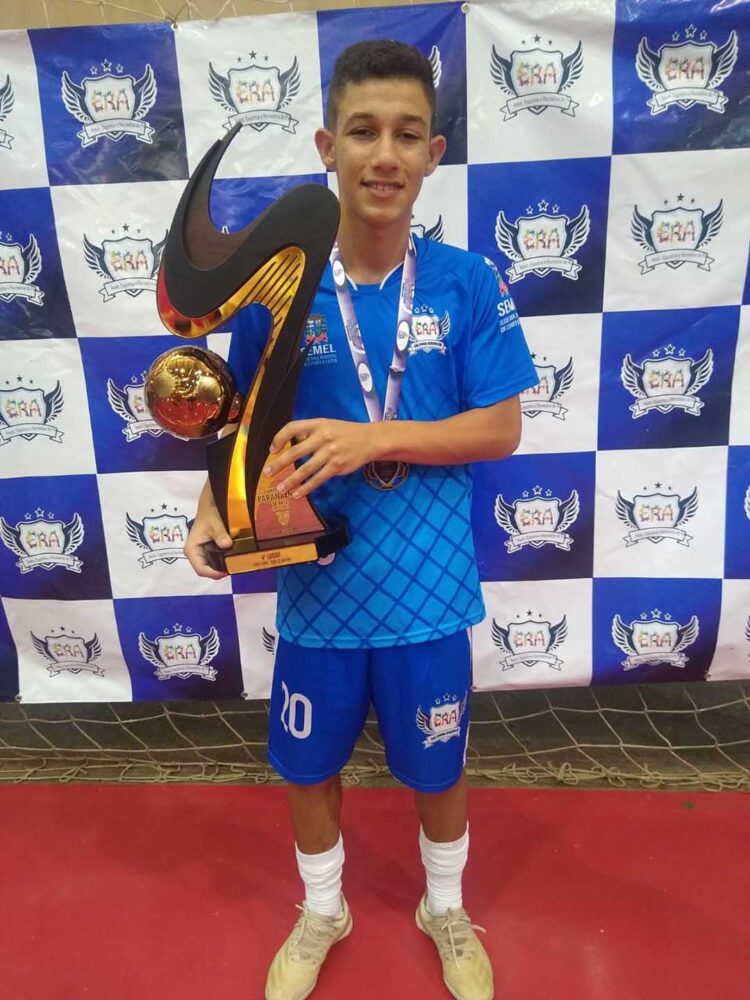 Atleta de Paranavaí é artilheiro do  Campeonato Paranaense de Futsal