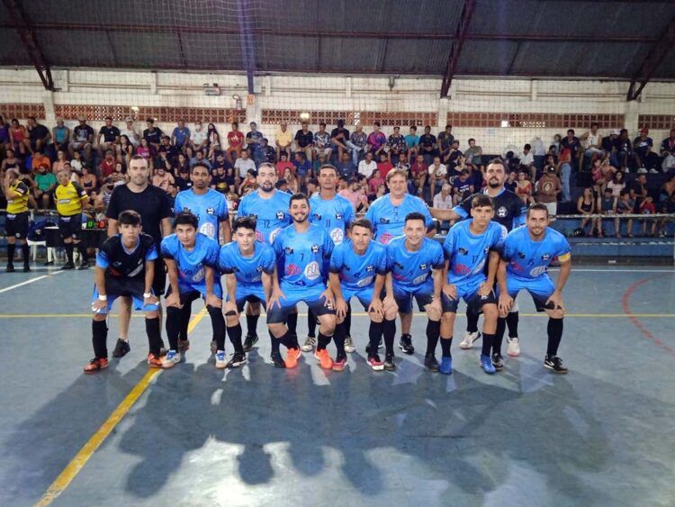 Alto Paraná/Frutaria Horta Viva conquista  o título do Campeonato Municipal de Futsal