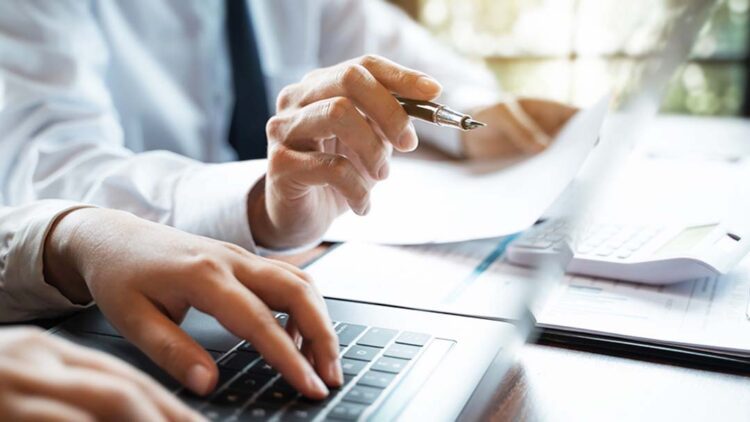 Imposto de Renda defasado tira R$ 149 bi da população em 2022