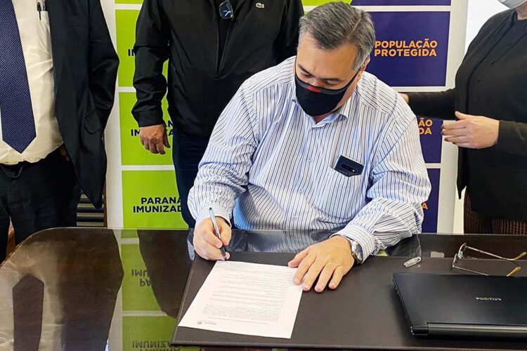 Saúde antecipa pagamento de prestadores e valor passa de R$ 142 milhões