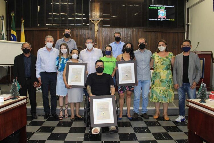 Medalha do Trabalho é concedida para Zenaide Elias, Andréia Vilar e Delegado KIQ