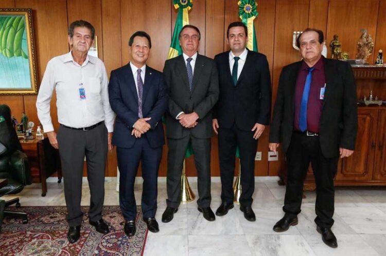 Prefeito Vico cumpre agenda com presidente Bolsonaro em Brasília
