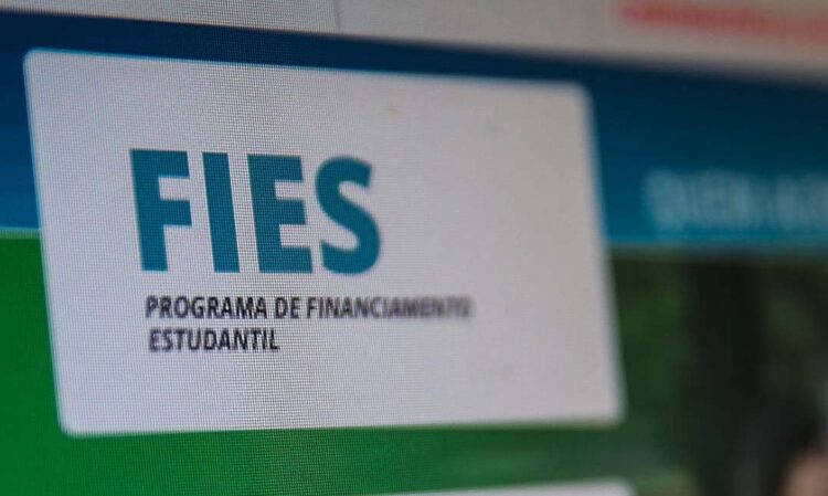 Fies de 2022 oferecerá 110.925 vagas
