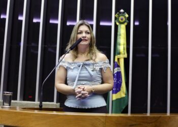 Deputada federal Aline Sleutjes destina recursos para Marilena e anuncia pré-candidatura ao Senado