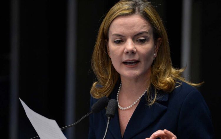 Presidente do PT quer resolver em janeiro entraves regionais com partidos