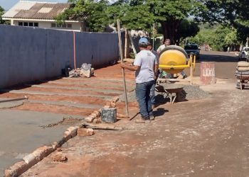 Município inicia reforma do Cras e  constrói calçadas no Ginásio de Esportes