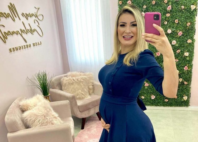 Andressa Urach é transferida para UTI após pressão alta e contrações