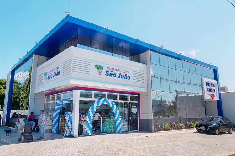 Farmácia São João inaugura segunda loja em Paranavaí: compromisso com a qualidade