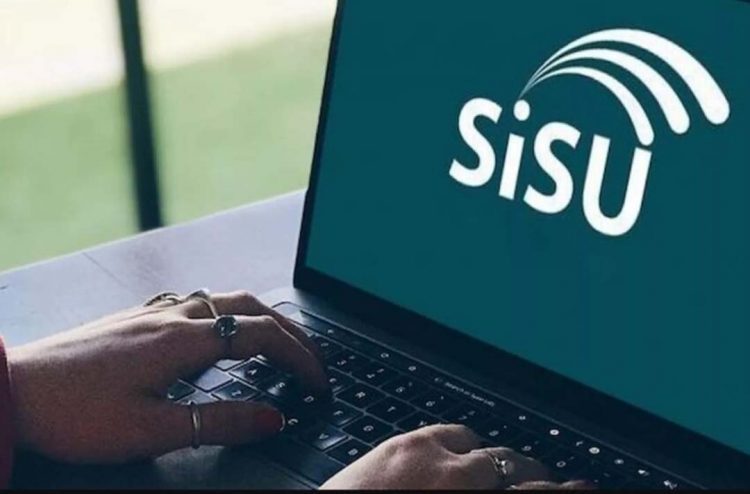 Universidades estaduais do Paraná ofertam 3,7 mil vagas para o SiSU 2022