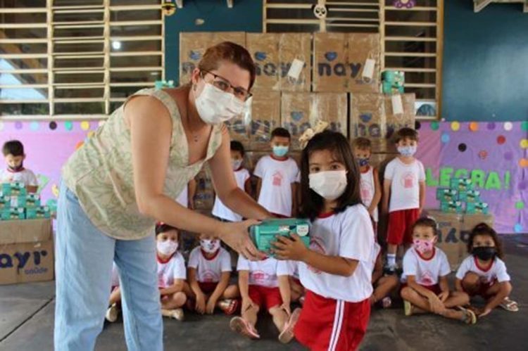 Programa Saúde na Escola entrega 120 mil máscaras para Educação de Paranavaí