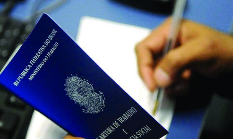Agência do Trabalhador começa a semana com 88 vagas de emprego