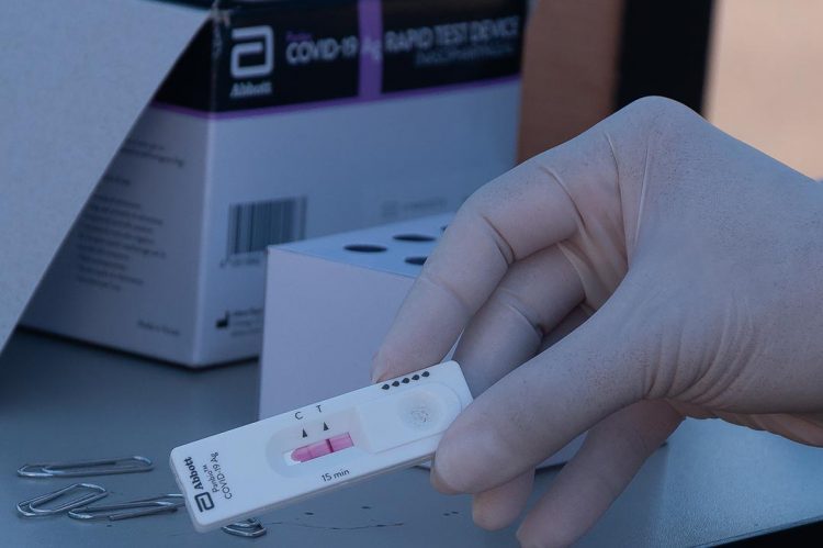 Paranavaí tem mais de 800 pessoas em período de transmissão do coronavírus