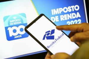 Envio da declaração do IR 2022 tem erro; saiba corrigir