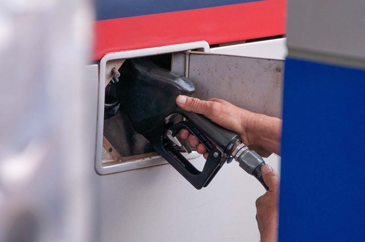 Pesquisa do Procon aponta variação de 12,33% no preço do diesel comum