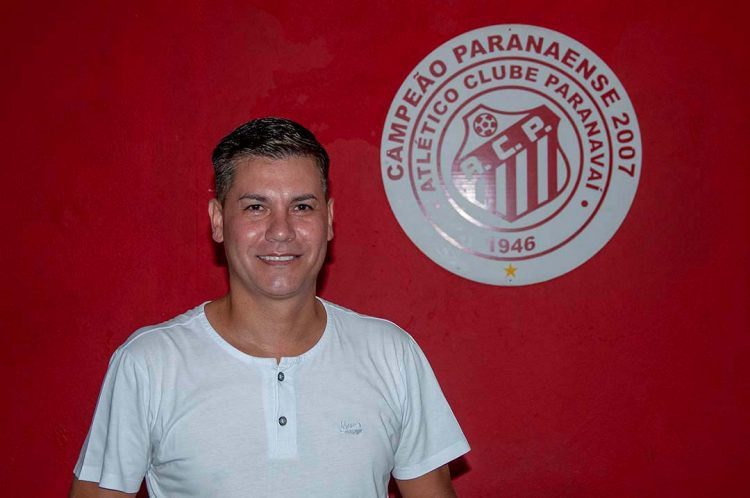 Carlos Fabrício é eleito novo presidente do ACP