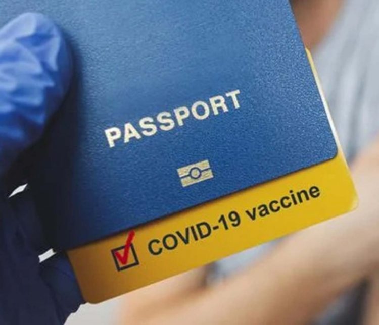 Justiça suspende tramitação de projeto que proíbe passaporte da vacina no PR