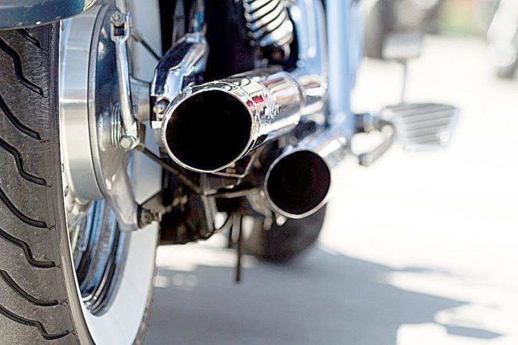 Projeto busca proibir escapes de motos com ruídos intensos