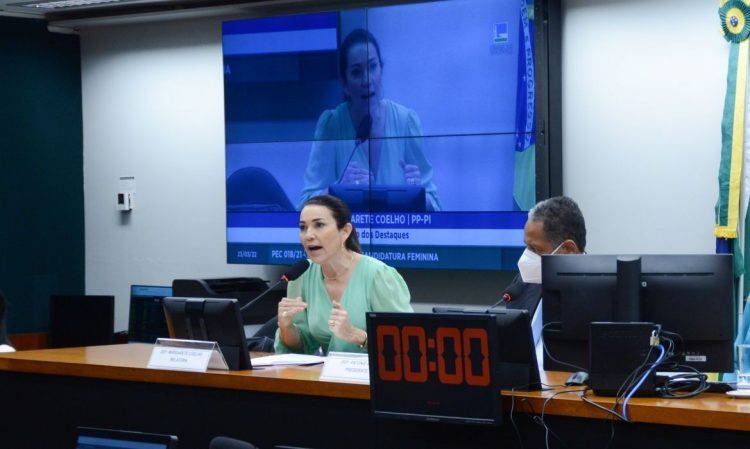 Comissão rejeita punição a partidos  que não cumprirem cota feminina