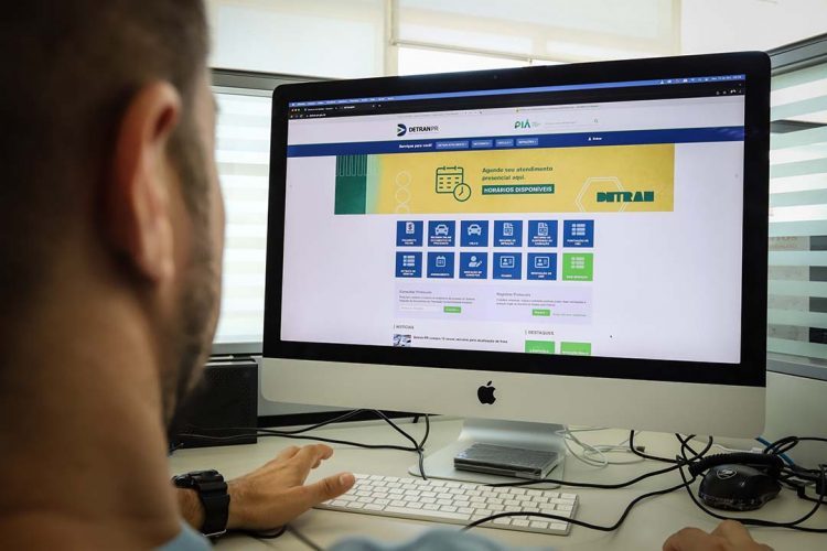 Atendimento agendado chega aos postos conveniados do Detran em todo o Paraná