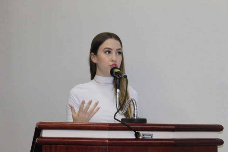 Vereadora sugere programa de aprendizagem para juventude