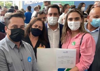 Em evento no Palácio do Iguaçu, Ratinho Júnior  anuncia investimentos para a saúde do município