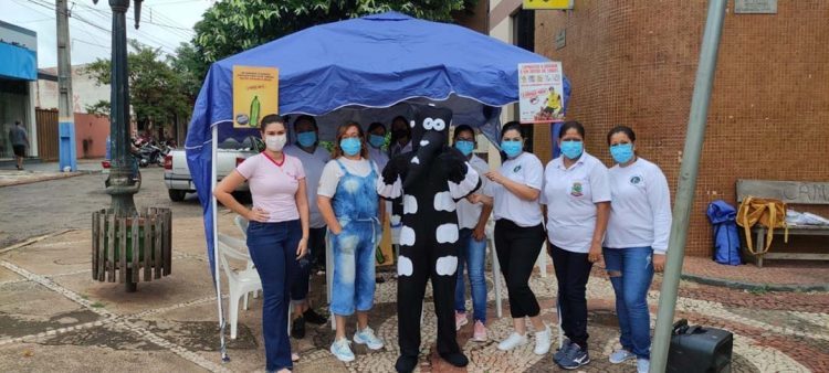 Saúde municipal realiza ação de orientação sobre a dengue