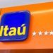 Itaú diz que vai ressarcir multa de conta atrasada após falha em site e app