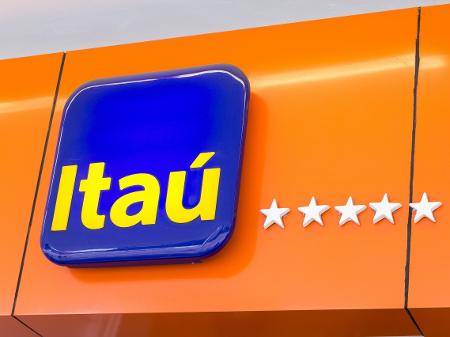 Itaú diz que vai ressarcir multa de conta atrasada após falha em site e app