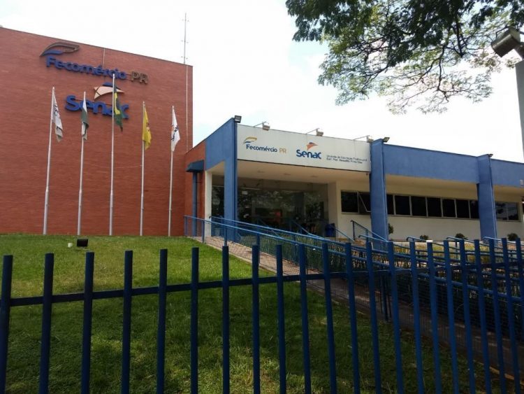 Senac oferta curso de técnica  de serviços de supermercado