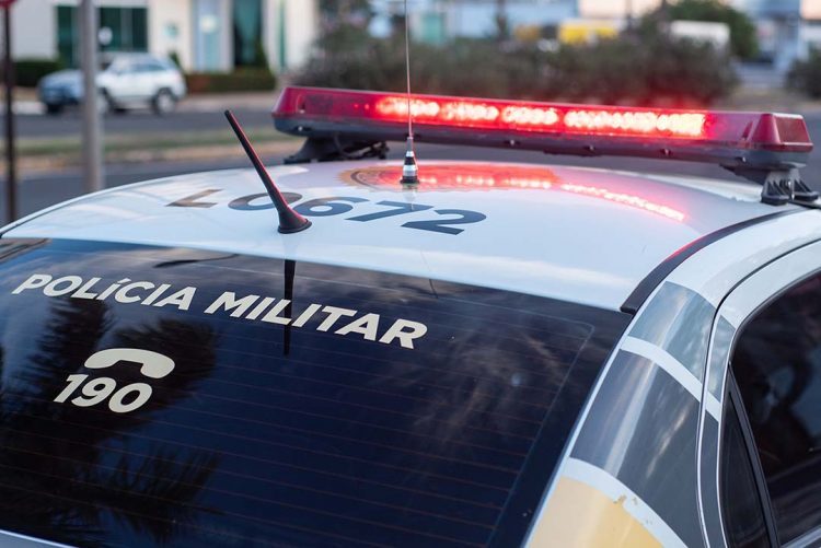 Mulher é encaminhada para delegacia após  tentar furtar produtos em supermercado